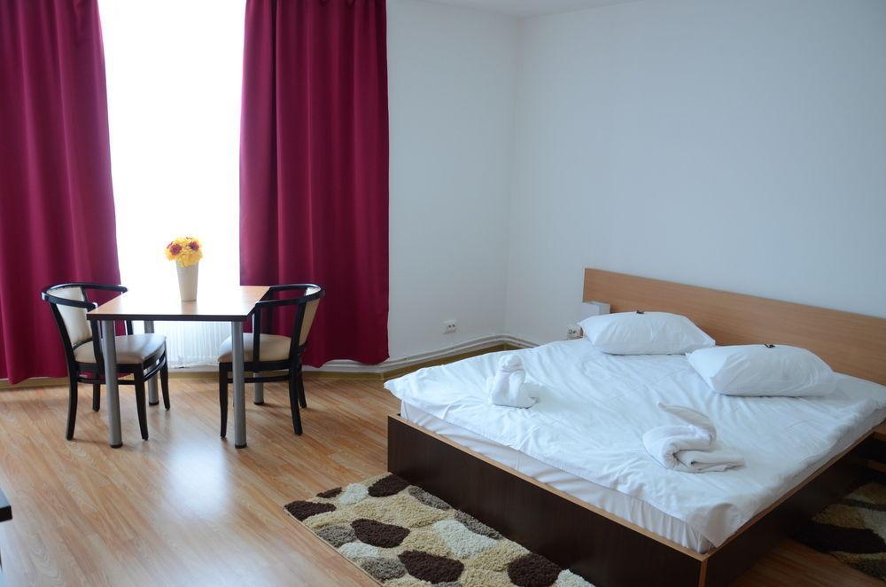 קלוז'-נאפוקה Aparthotel Zorilor מראה חיצוני תמונה