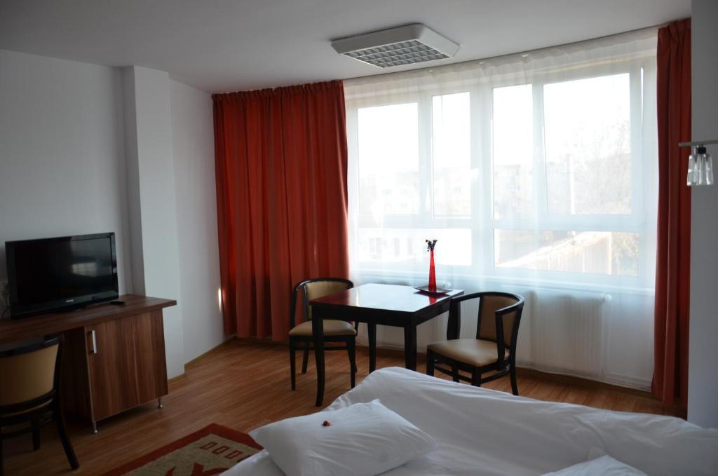 קלוז'-נאפוקה Aparthotel Zorilor חדר תמונה