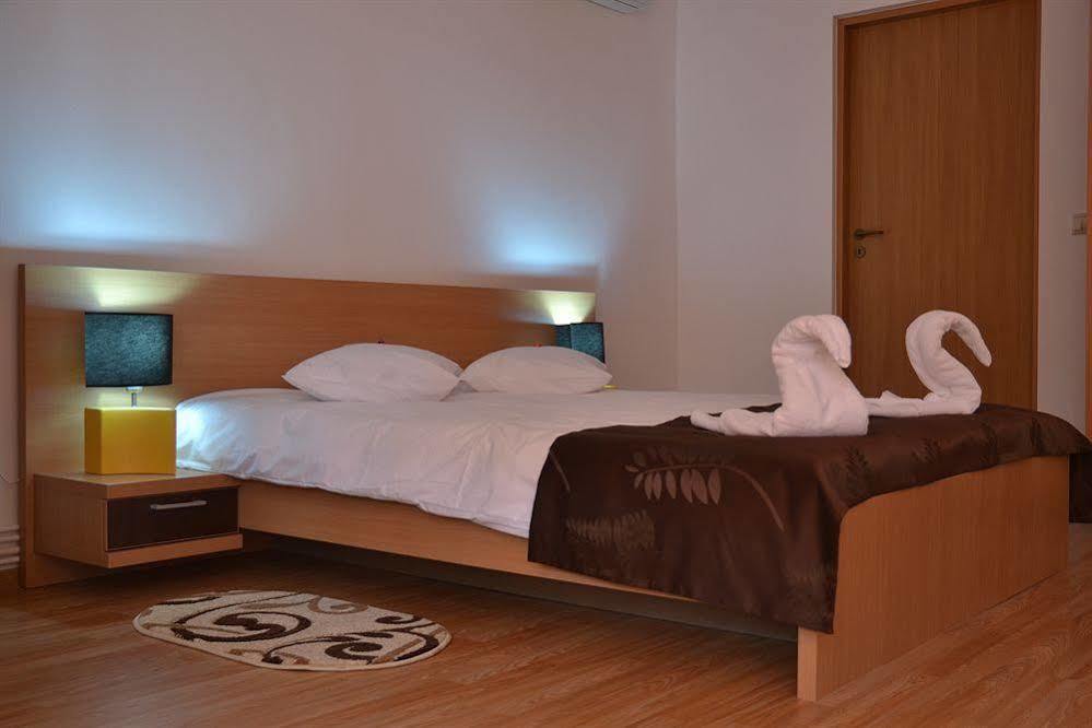 קלוז'-נאפוקה Aparthotel Zorilor מראה חיצוני תמונה